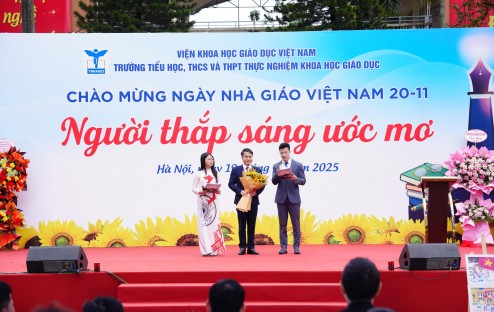 Người thắp sáng ước mơ — Lễ kỷ niệm Ngày Nhà giáo Việt Nam 20/11